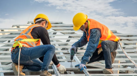 Roof and Siding Maintenance Tips for Long-lasting Homes
